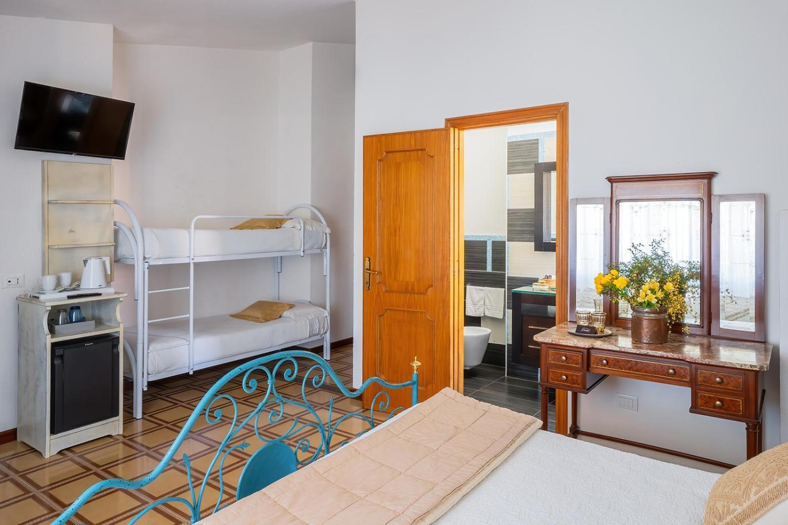 Hotel Su Barchile オロゼーイ エクステリア 写真